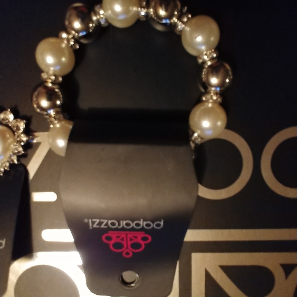 Paparazzi earrings and bracelet